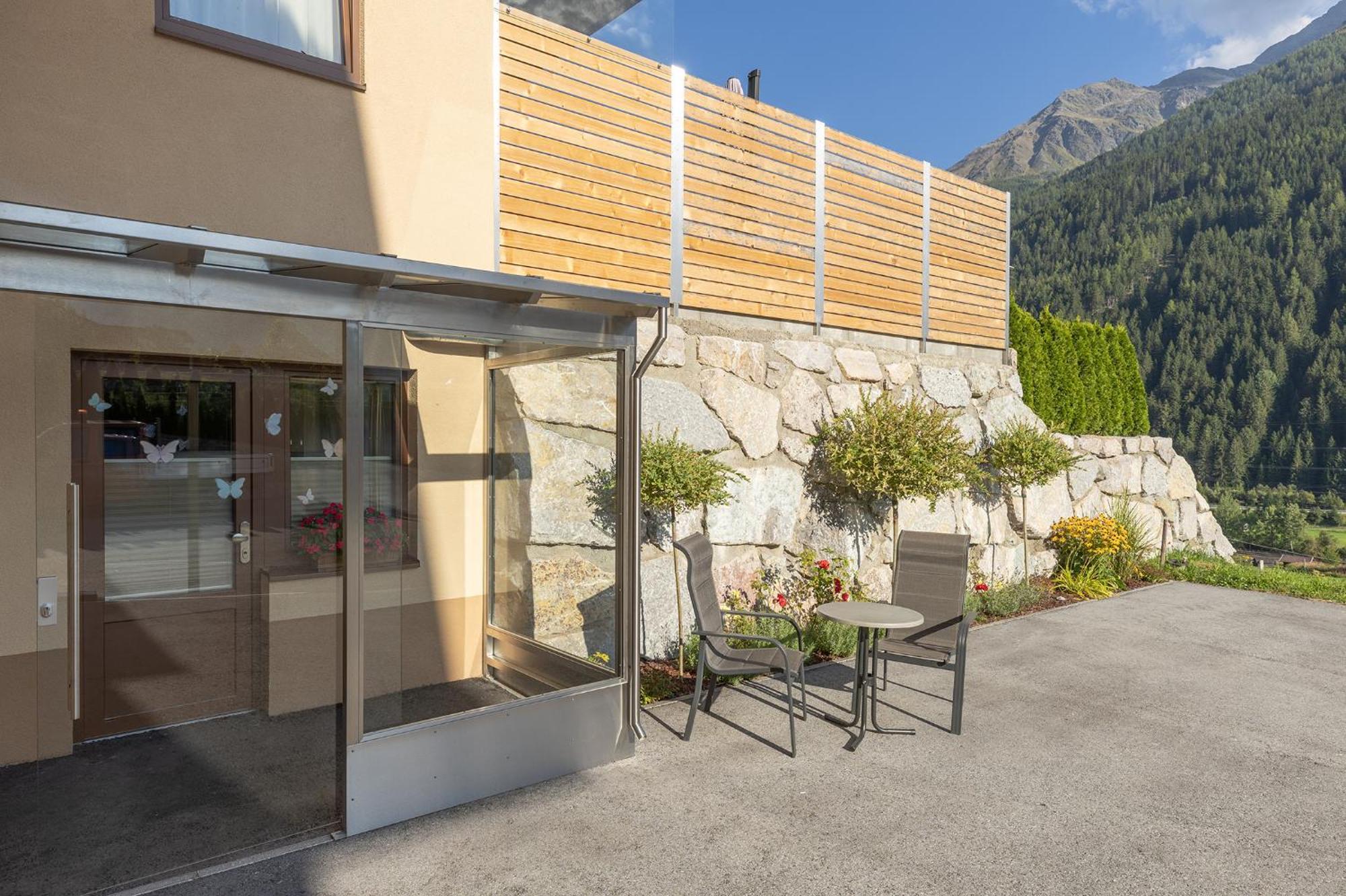 Haus Peter Falch Pettneu am Arlberg Esterno foto